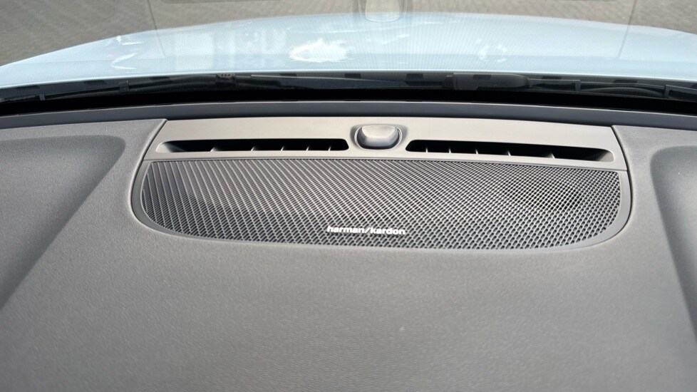 Used Volvo XC40 2025 for sale - 77413825: Photo 36