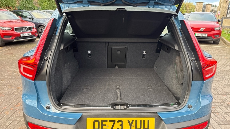 Used Volvo XC40 2023 for sale - 76874359: Photo 15