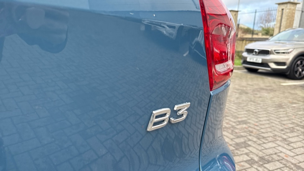 Used Volvo XC40 2023 for sale - 76874359: Photo 18