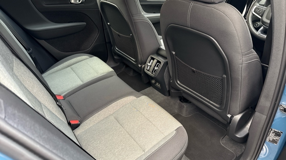 Used Volvo XC40 2023 for sale - 76874359: Photo 6