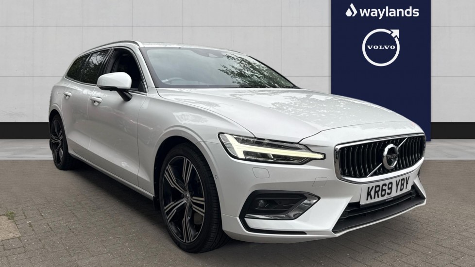 Used Volvo V60 2019 for sale - 76015040: Photo 1