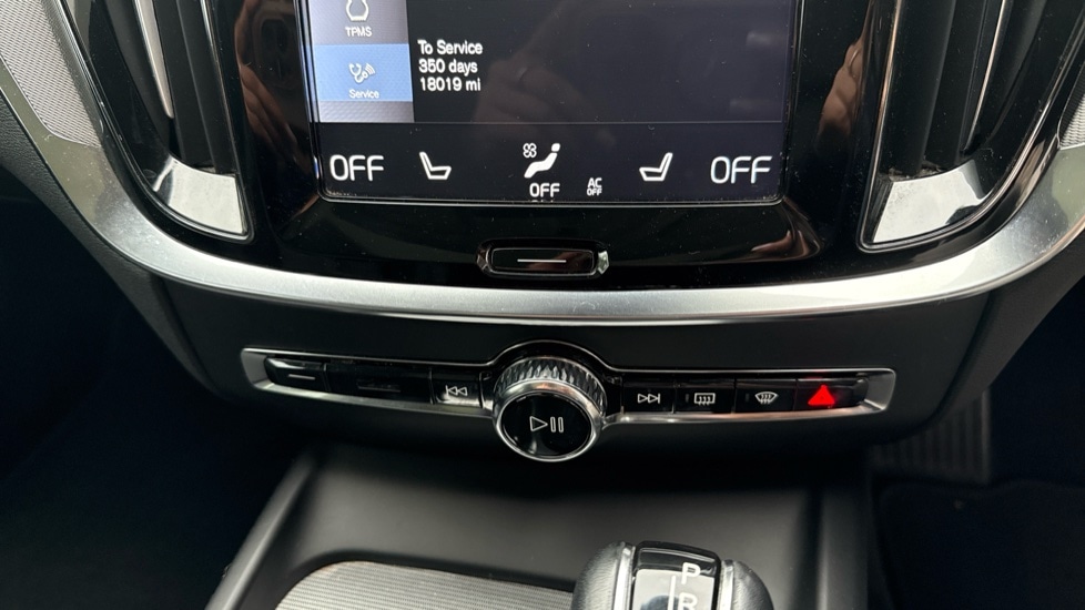 Used Volvo V60 2019 for sale - 76015040: Photo 19