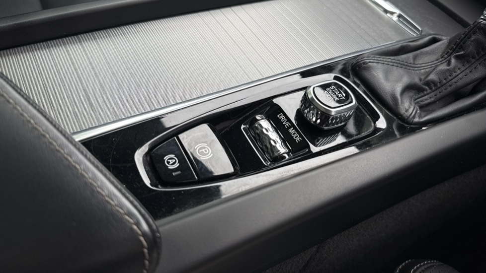 Used Volvo V60 2019 for sale - 76015040: Photo 25