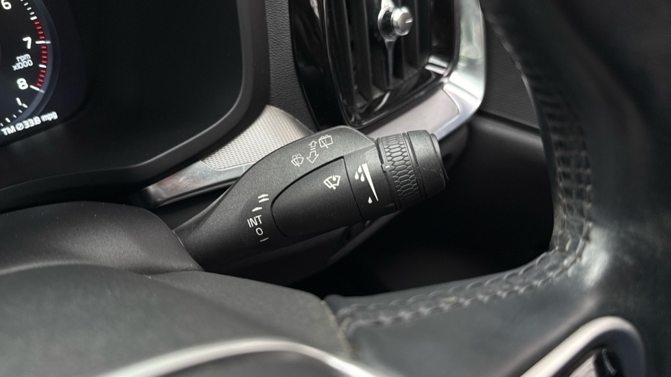 Used Volvo V60 2019 for sale - 76015040: Photo 42