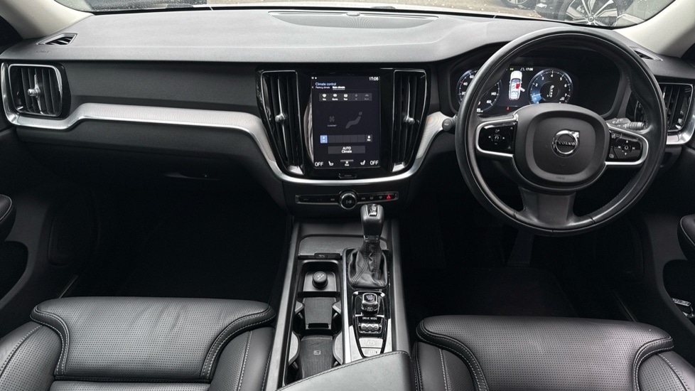 Used Volvo V60 2019 for sale - 76015040: Photo 5