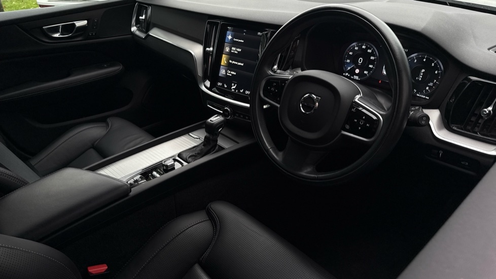 Used Volvo V60 2019 for sale - 76015040: Photo 55
