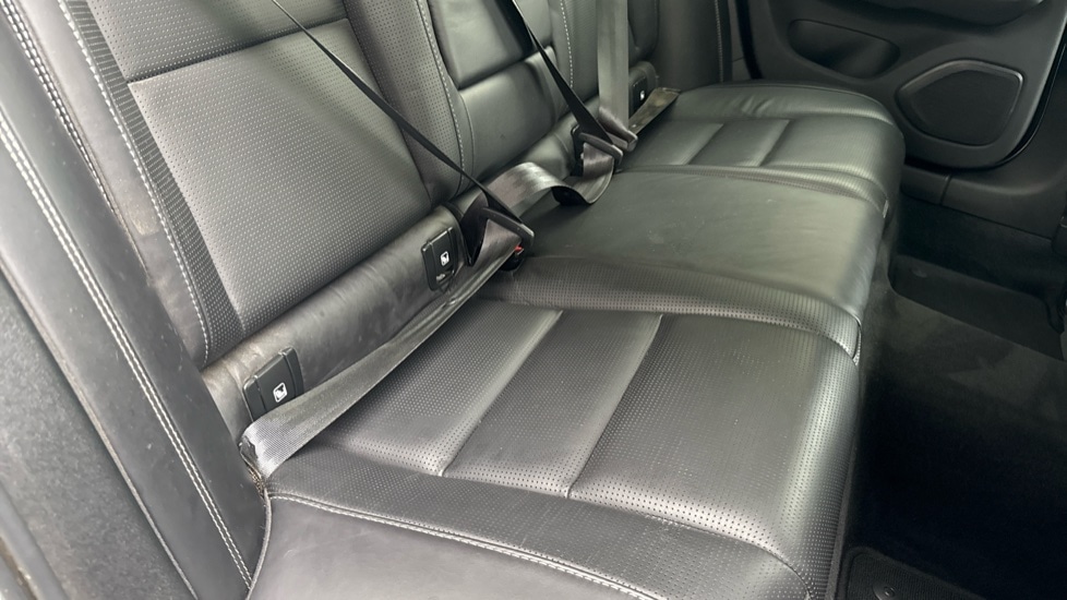 Used Volvo V60 2019 for sale - 76015040: Photo 57