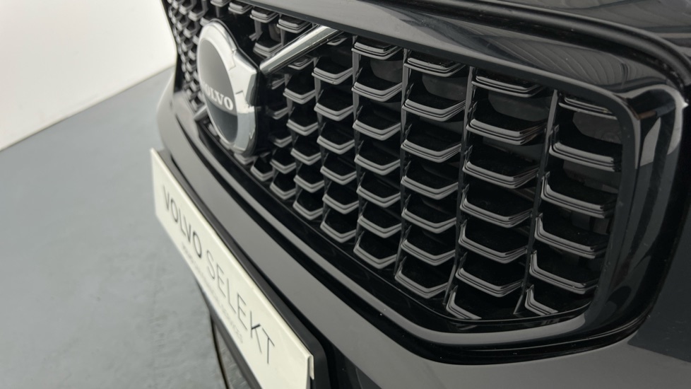 Used Volvo XC40 2024 for sale - 76130604: Photo 38