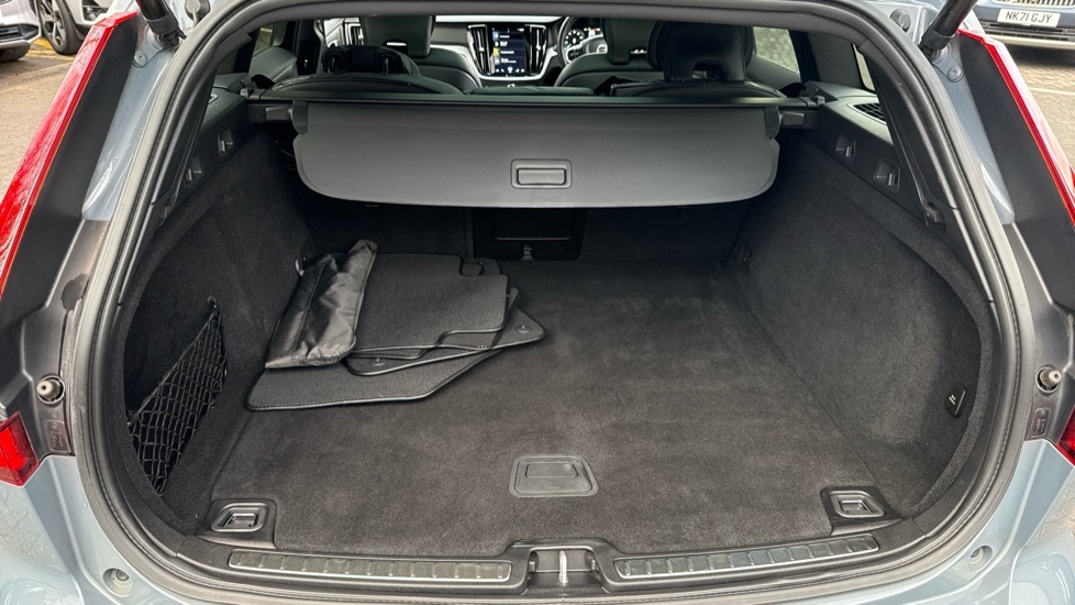 Used Volvo V60 2021 for sale - 77060712: Photo 16