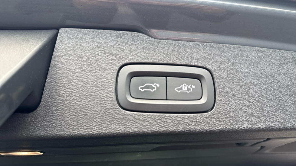 Used Volvo V60 2021 for sale - 77060712: Photo 17