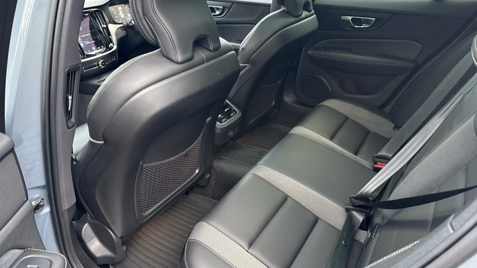 Used Volvo V60 2021 for sale - 77060712: Photo 23