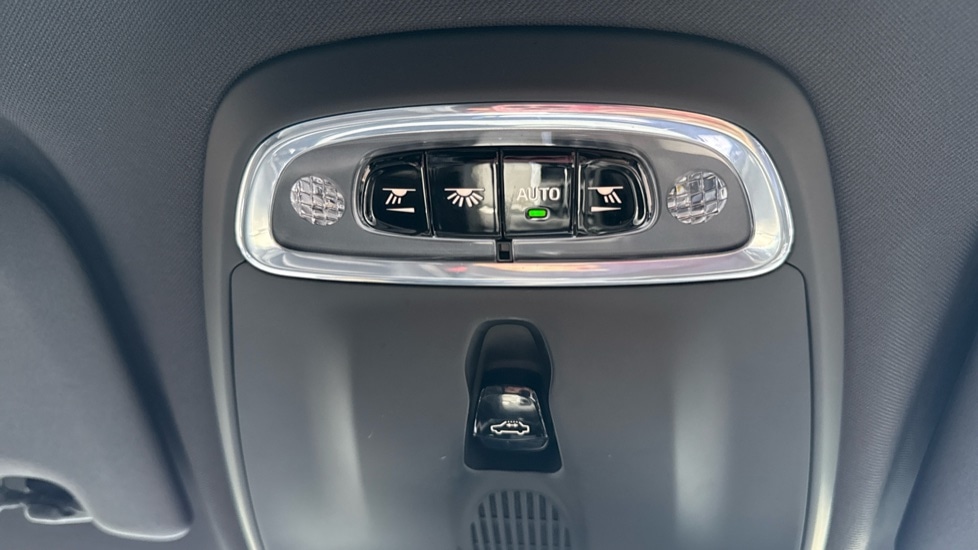 Used Volvo V60 2021 for sale - 77060712: Photo 32