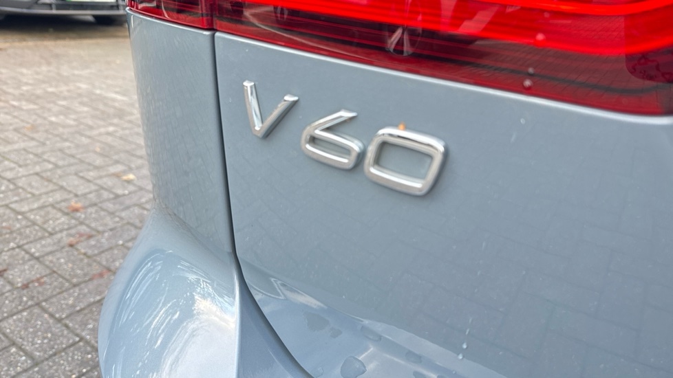 Used Volvo V60 2021 for sale - 77060712: Photo 43