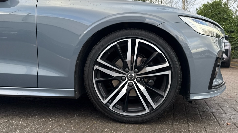 Used Volvo V60 2021 for sale - 77060712: Photo 9