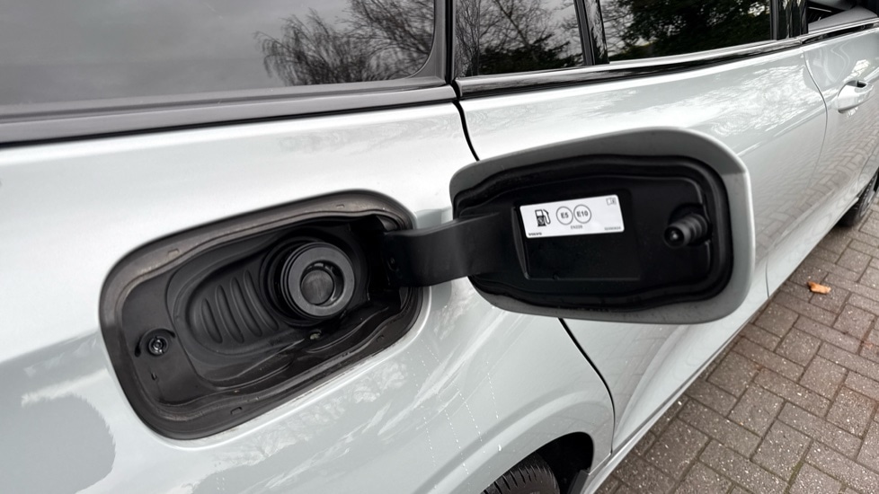 Used Volvo V60 2025 for sale - 77531982: Photo 22