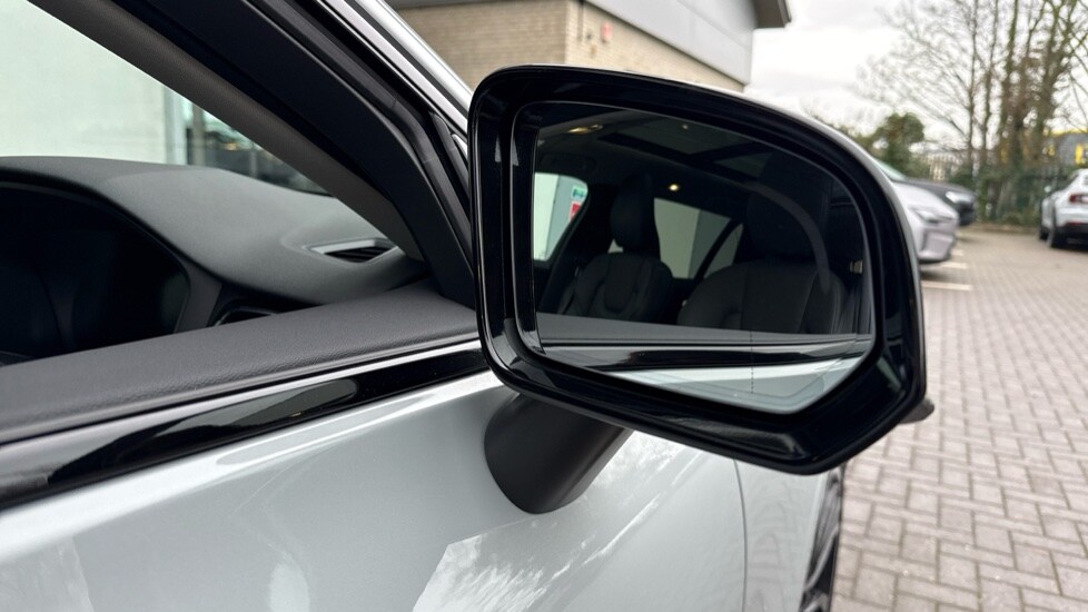 Used Volvo V60 2025 for sale - 77531982: Photo 29