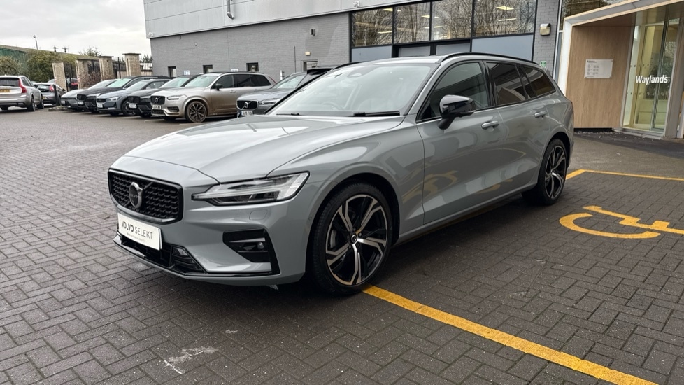 Used Volvo V60 2025 for sale - 77531982: Photo 33