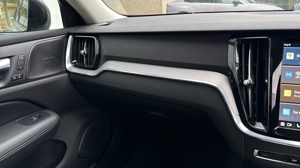 Used Volvo V60 2025 for sale - 77531982: Photo 57