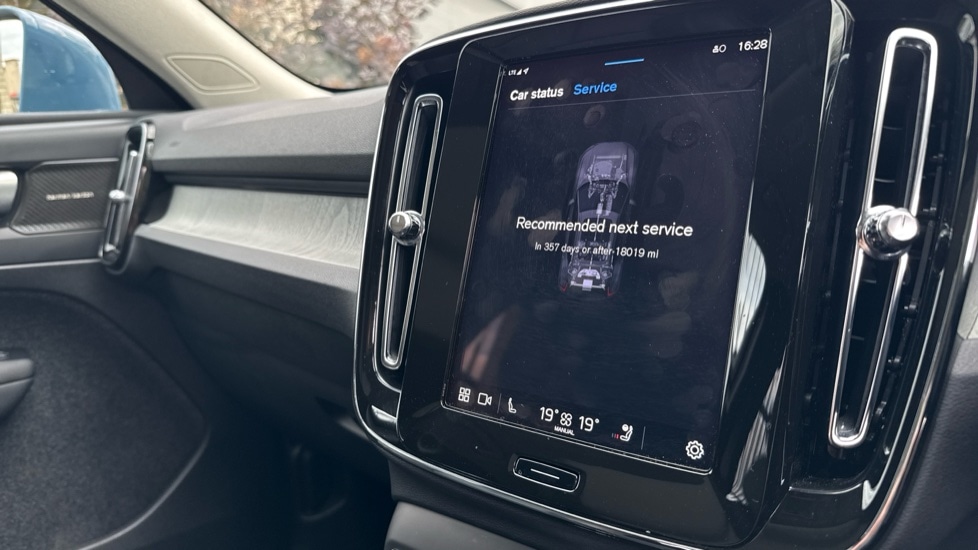 Used Volvo XC40 2025 for sale - 77388974: Photo 14