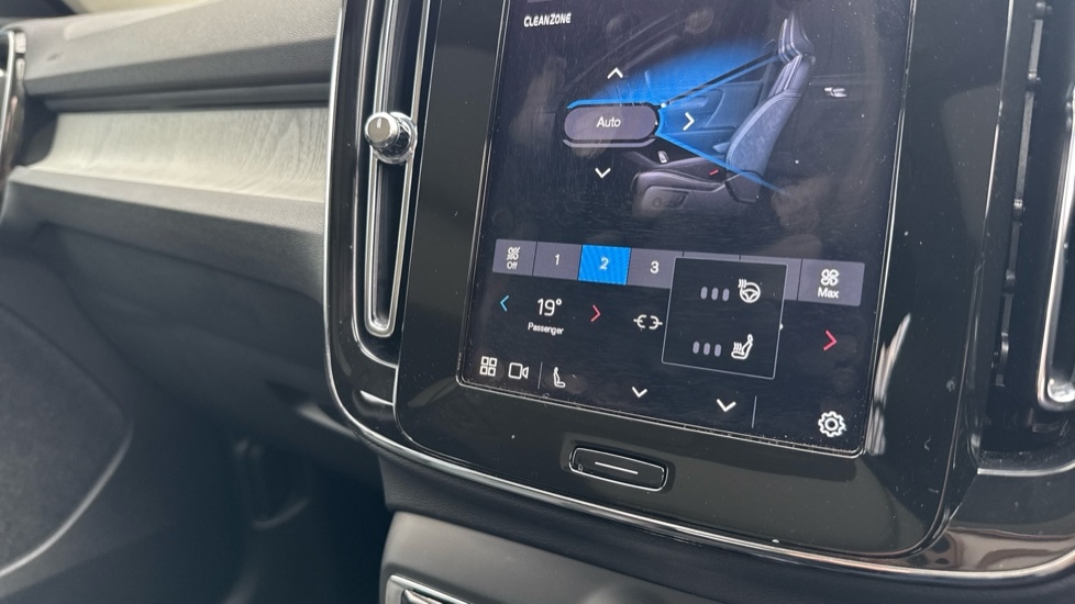 Used Volvo XC40 2025 for sale - 77388974: Photo 19