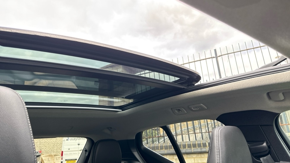 Used Volvo XC40 2025 for sale - 77388974: Photo 33