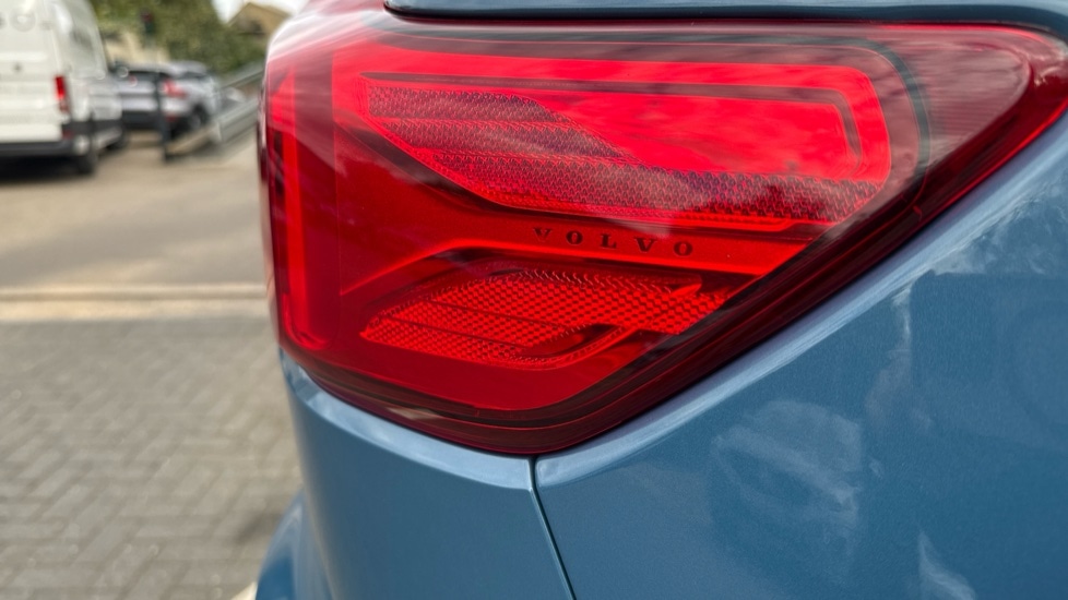 Used Volvo XC40 2025 for sale - 77388974: Photo 41