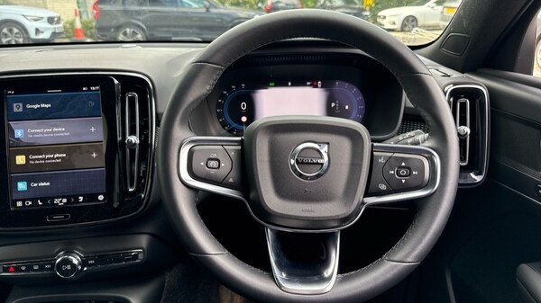 Used Volvo XC40 2024 for sale - 75796841: Photo 10