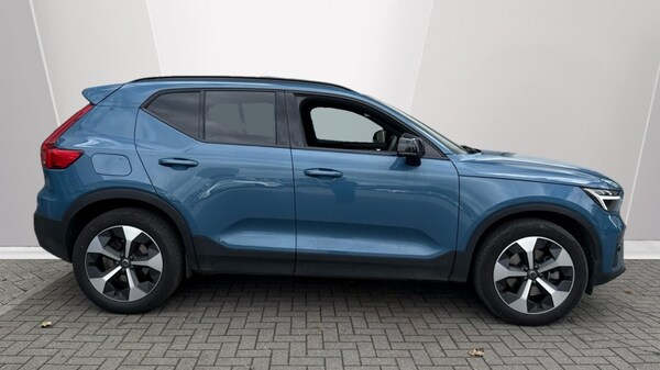 Used Volvo XC40 2024 for sale - 75796841: Photo 3