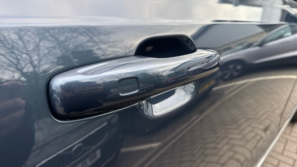 Used Volvo XC90 2025 for sale - 77326295: Photo 23