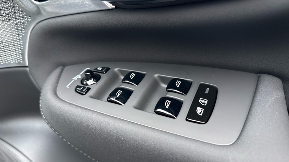 Used Volvo XC90 2025 for sale - 77326295: Photo 37