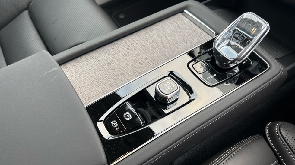 Used Volvo XC90 2025 for sale - 77326295: Photo 43