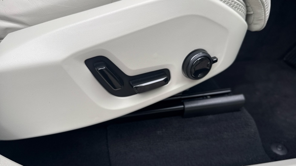 Used Volvo XC90 2026 for sale - 77791165: Photo 43