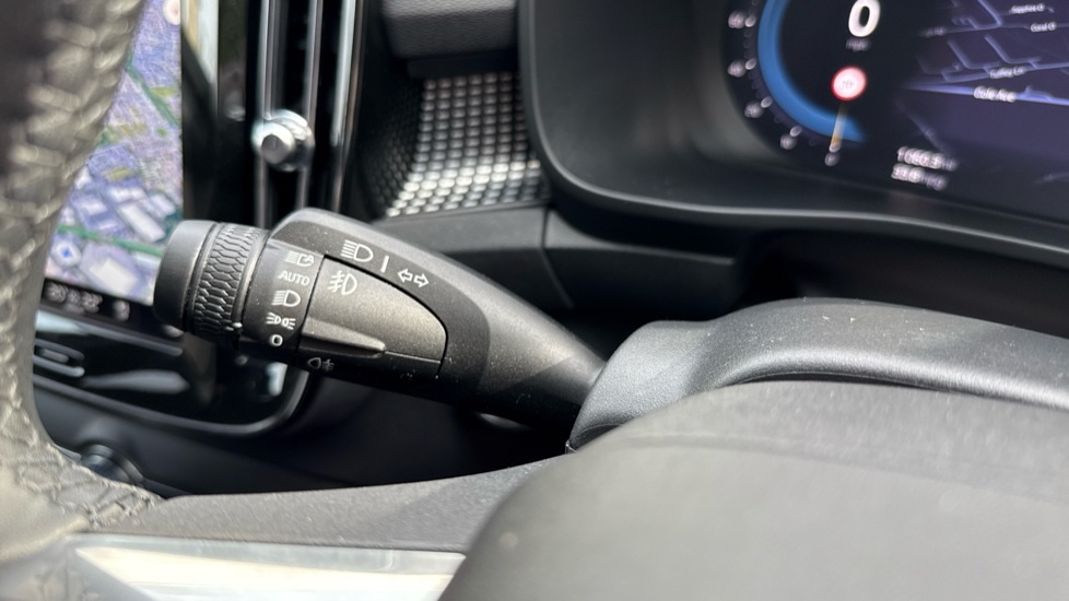 Used Volvo XC40 2024 for sale - 76587079: Photo 30