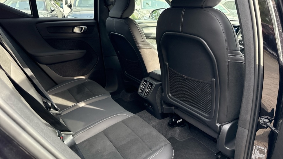 Used Volvo XC40 2024 for sale - 76587079: Photo 49