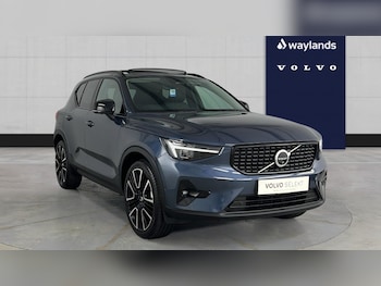 Used Volvo XC40 2025 for sale - 79473870: Photo