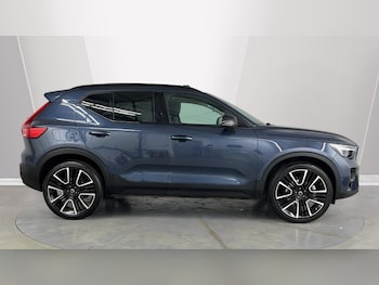 Used Volvo XC40 2025 for sale - 79473870: Photo
