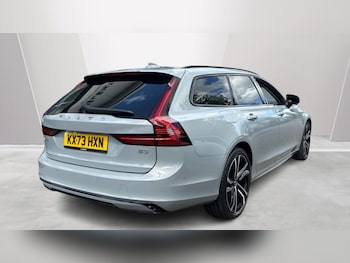 Used Volvo V90 2023 for sale - 78757354: Photo