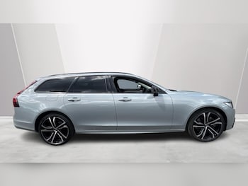 Used Volvo V90 2023 for sale - 78757354: Photo