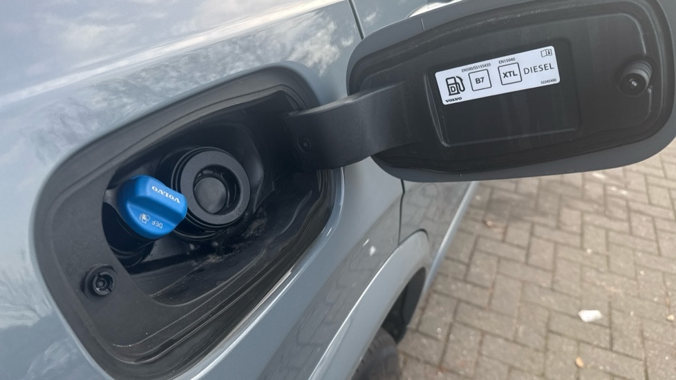 Used Volvo XC90 2023 for sale - 77981169: Photo 20