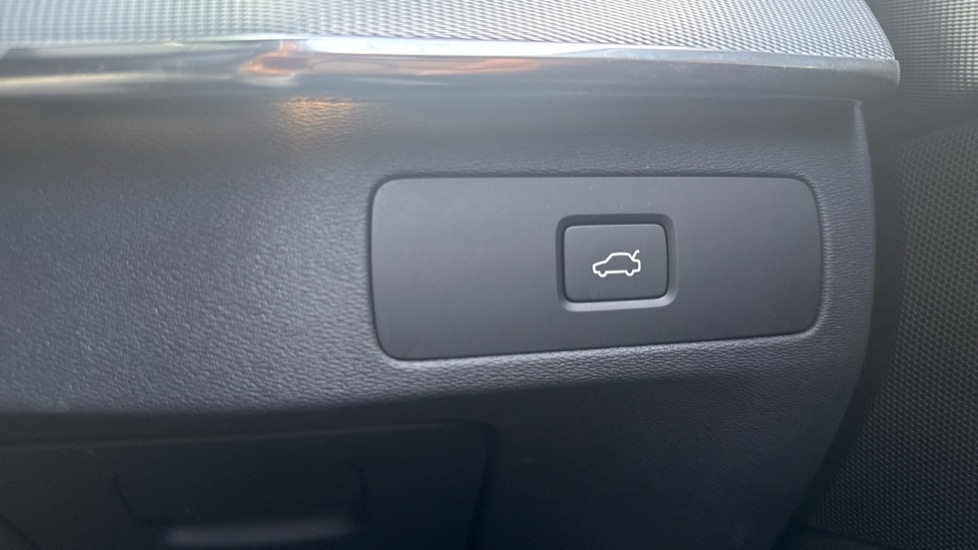 Used Volvo XC90 2023 for sale - 77981169: Photo 41