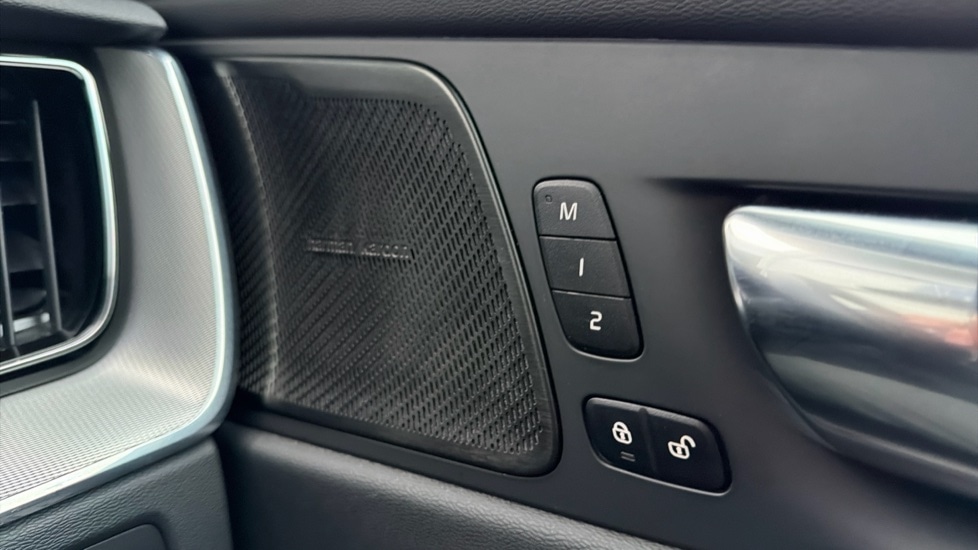 Used Volvo XC60 2022 for sale - 77293358: Photo 17