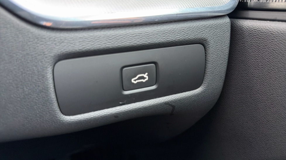 Used Volvo XC60 2022 for sale - 77293358: Photo 24