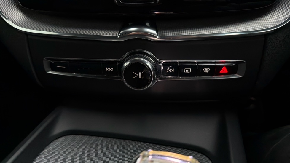 Used Volvo XC60 2022 for sale - 77293358: Photo 27