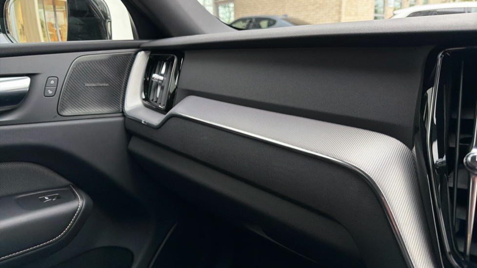 Used Volvo XC60 2022 for sale - 77293358: Photo 34