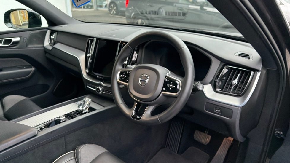 Used Volvo XC60 2022 for sale - 77293358: Photo 4