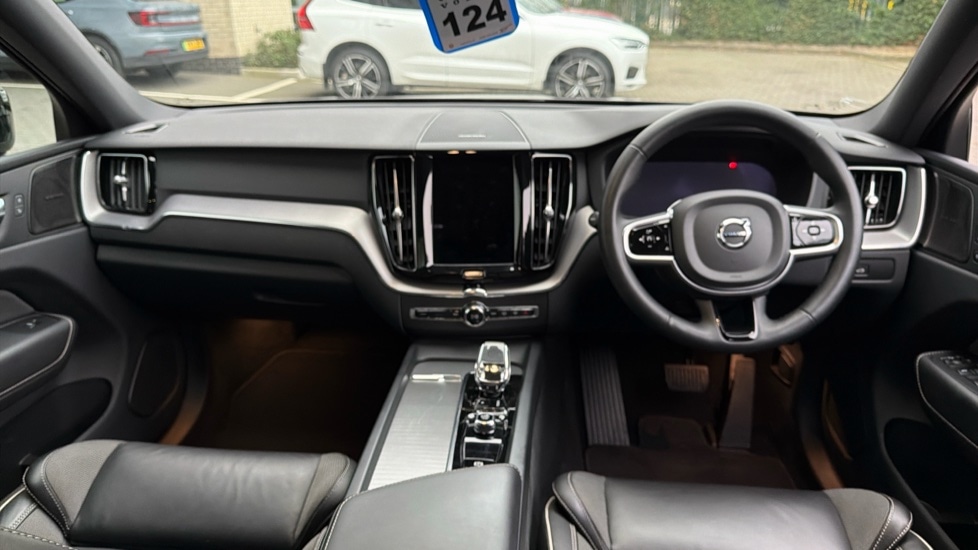 Used Volvo XC60 2022 for sale - 77293358: Photo 5