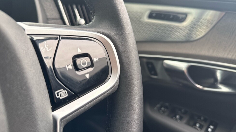 Used Volvo XC90 2025 for sale - 77698299: Photo 41