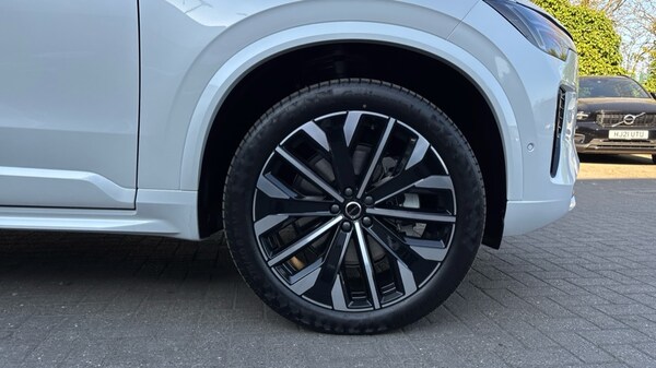 Used Volvo XC90 2025 for sale - 75472655: Photo 16