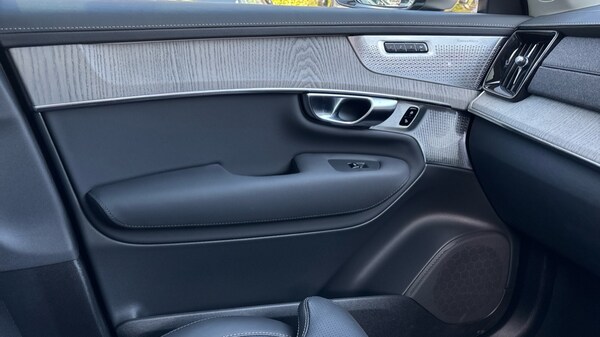 Used Volvo XC90 2025 for sale - 75472655: Photo 30
