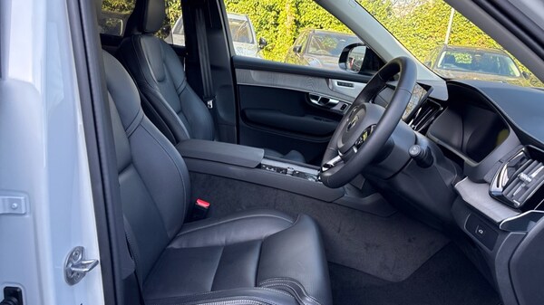 Used Volvo XC90 2025 for sale - 75472655: Photo 9